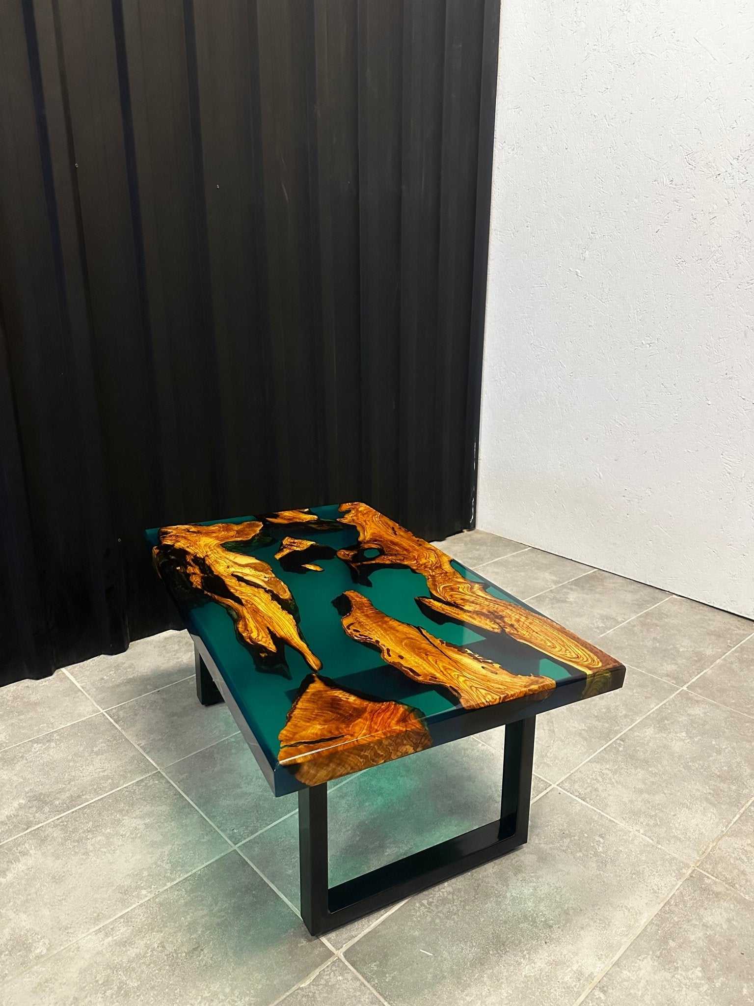 Coffee table Epoxide resin olive wood 100x60 cm - green