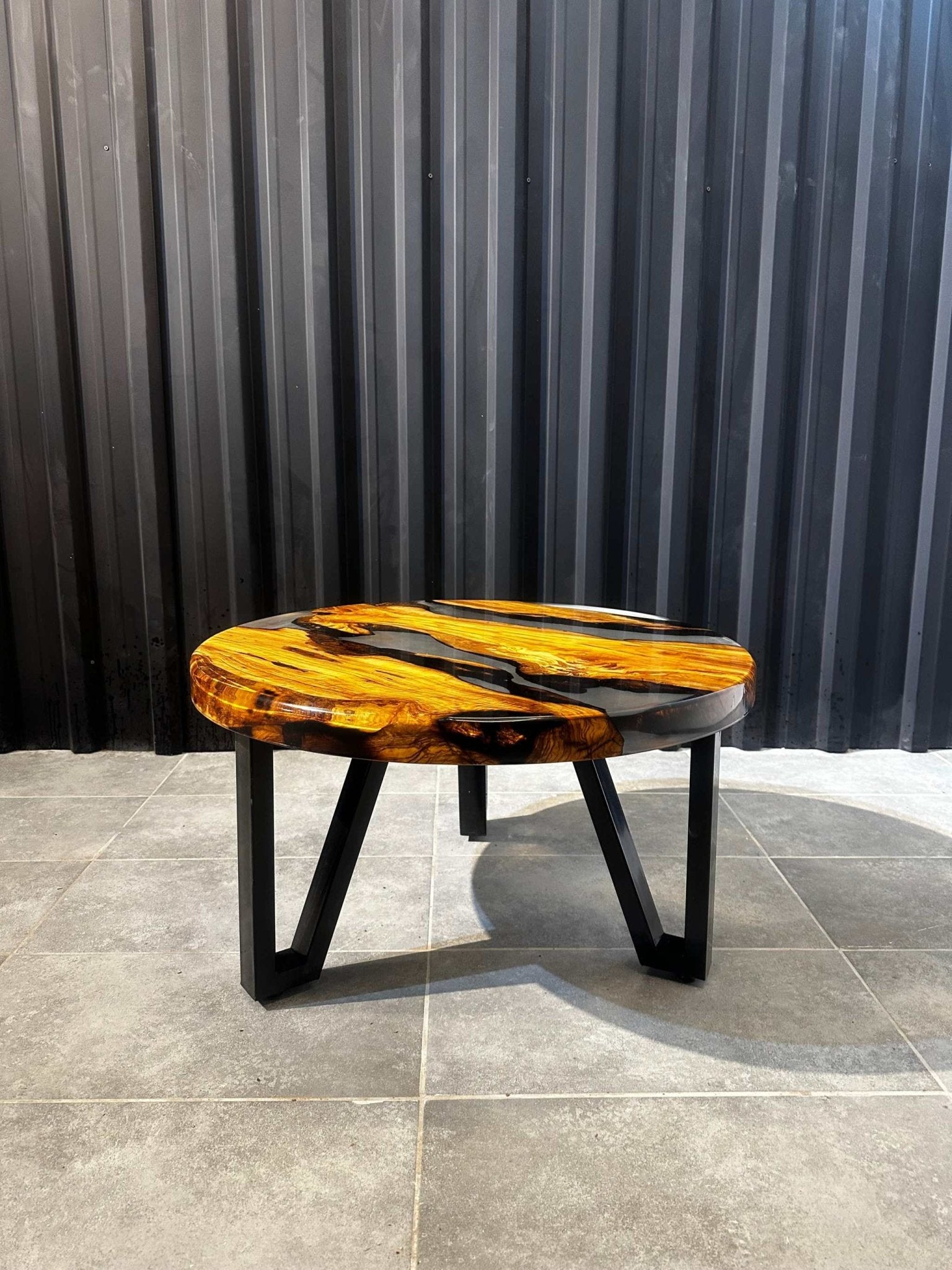 Coffee table epoxy resin olive wood around 80 cm-black-transparent
