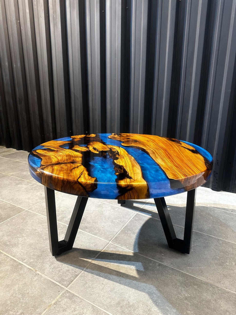 Coffee table epoxy resin olive wood around 80 cm - blue