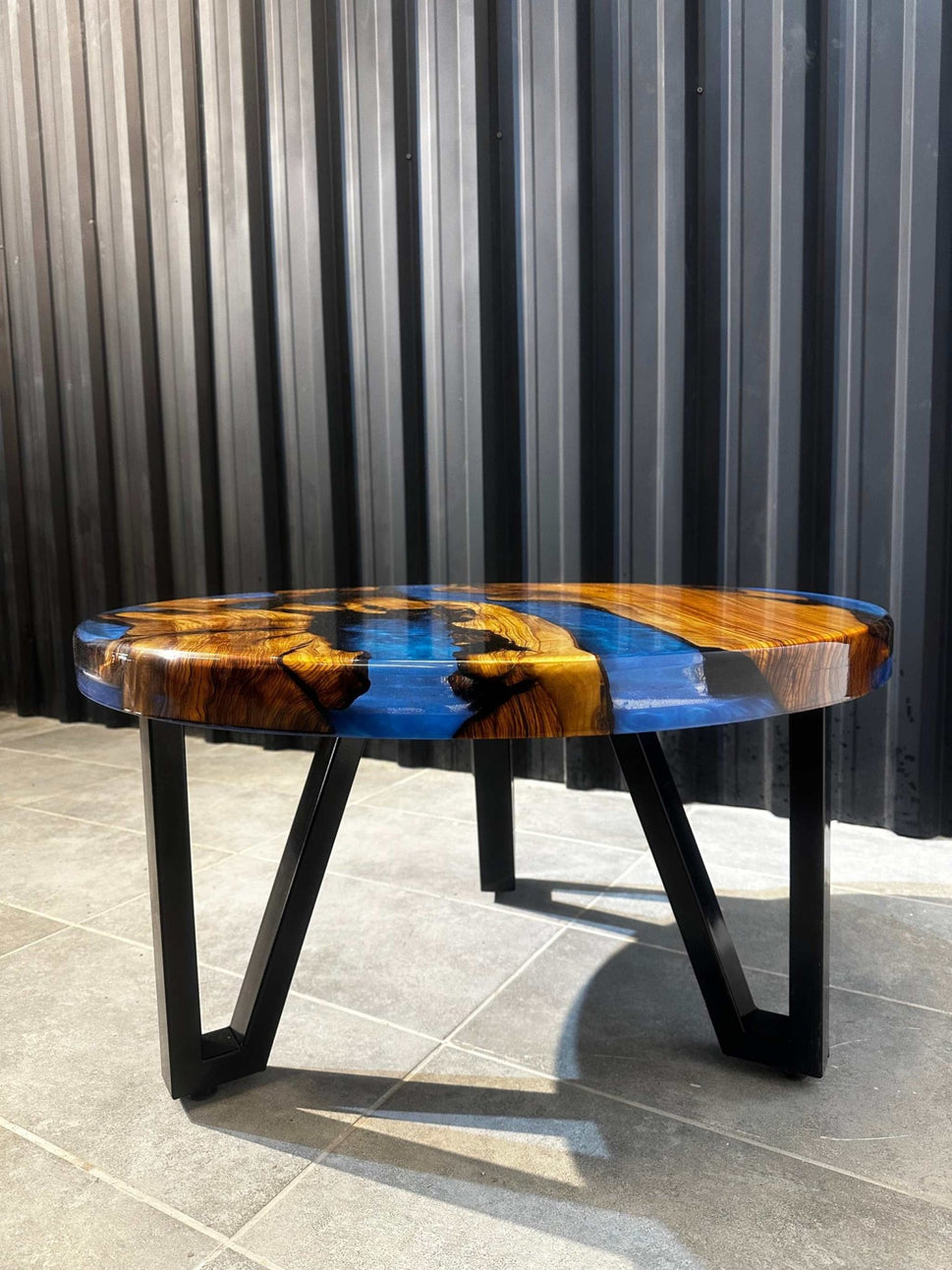 Coffee table epoxy resin olive wood around 80 cm - blue