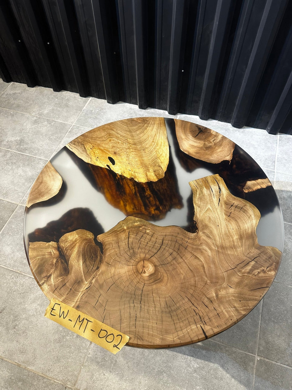 Coffee table plate Epoxy resin walnut around - 80 cm