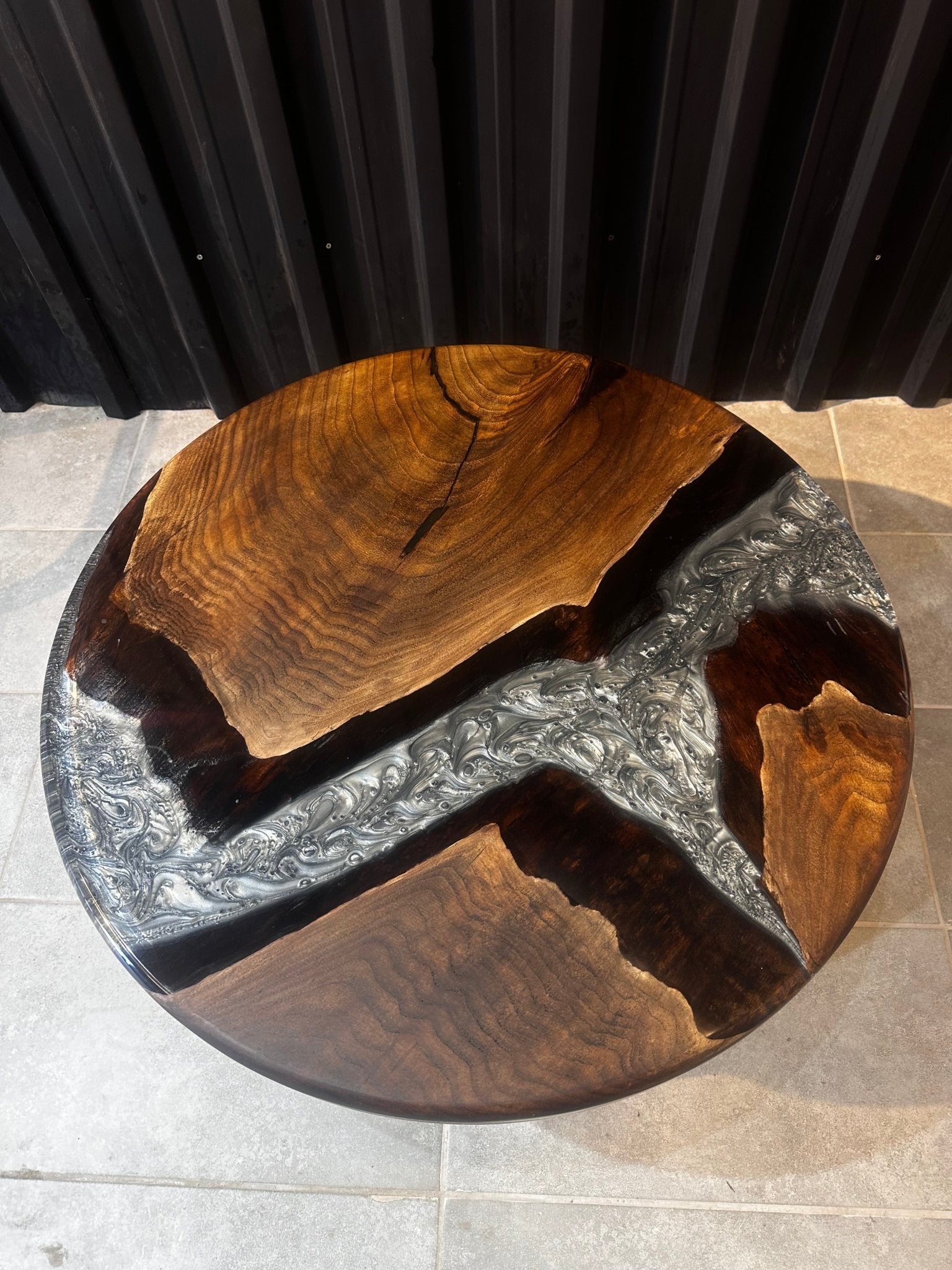 Epoxy Resin Coffee Table Walnut – Modern Design & Unique Style