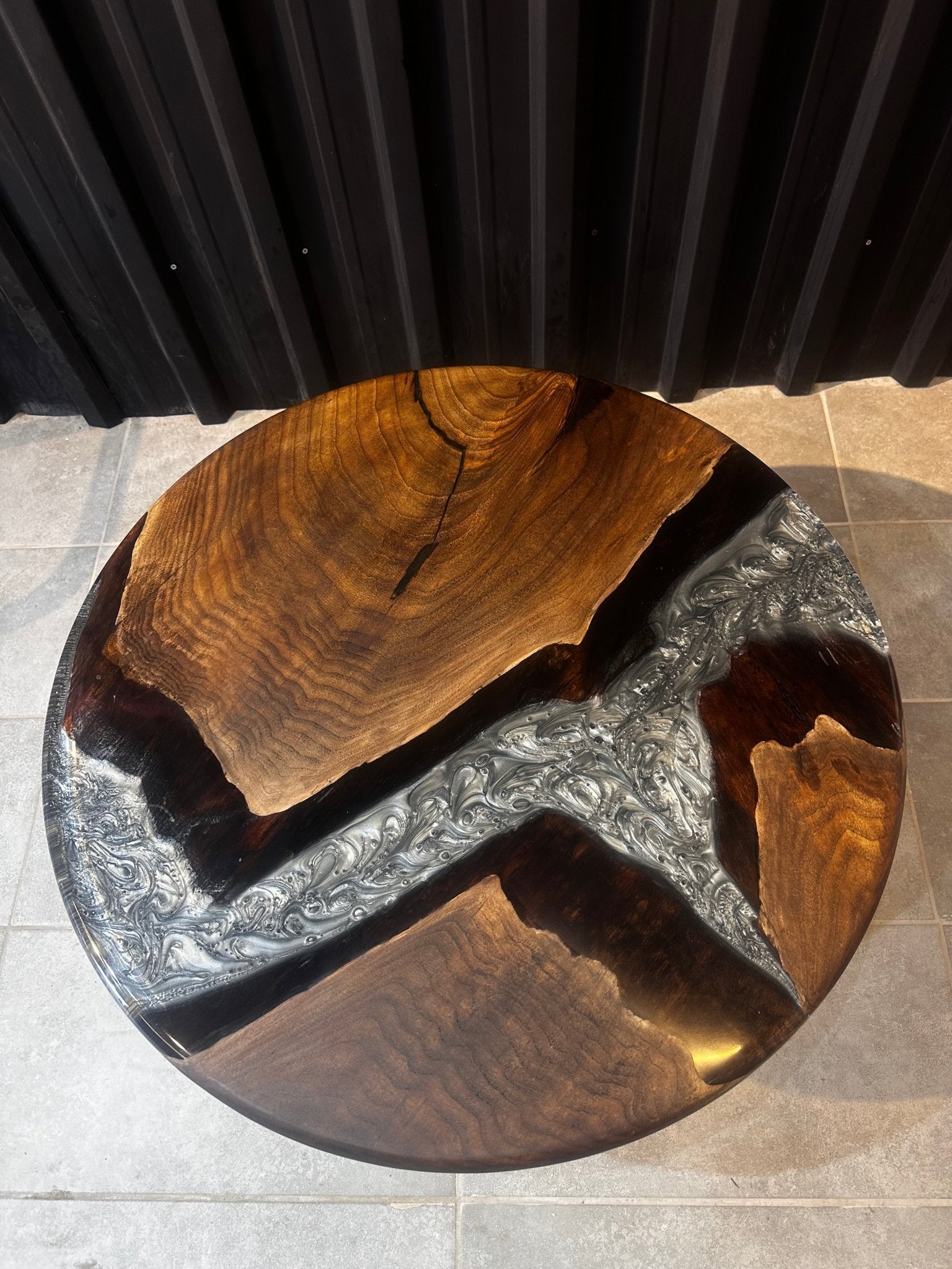 Epoxy Resin Coffee Table Walnut – Modern Design & Unique Style