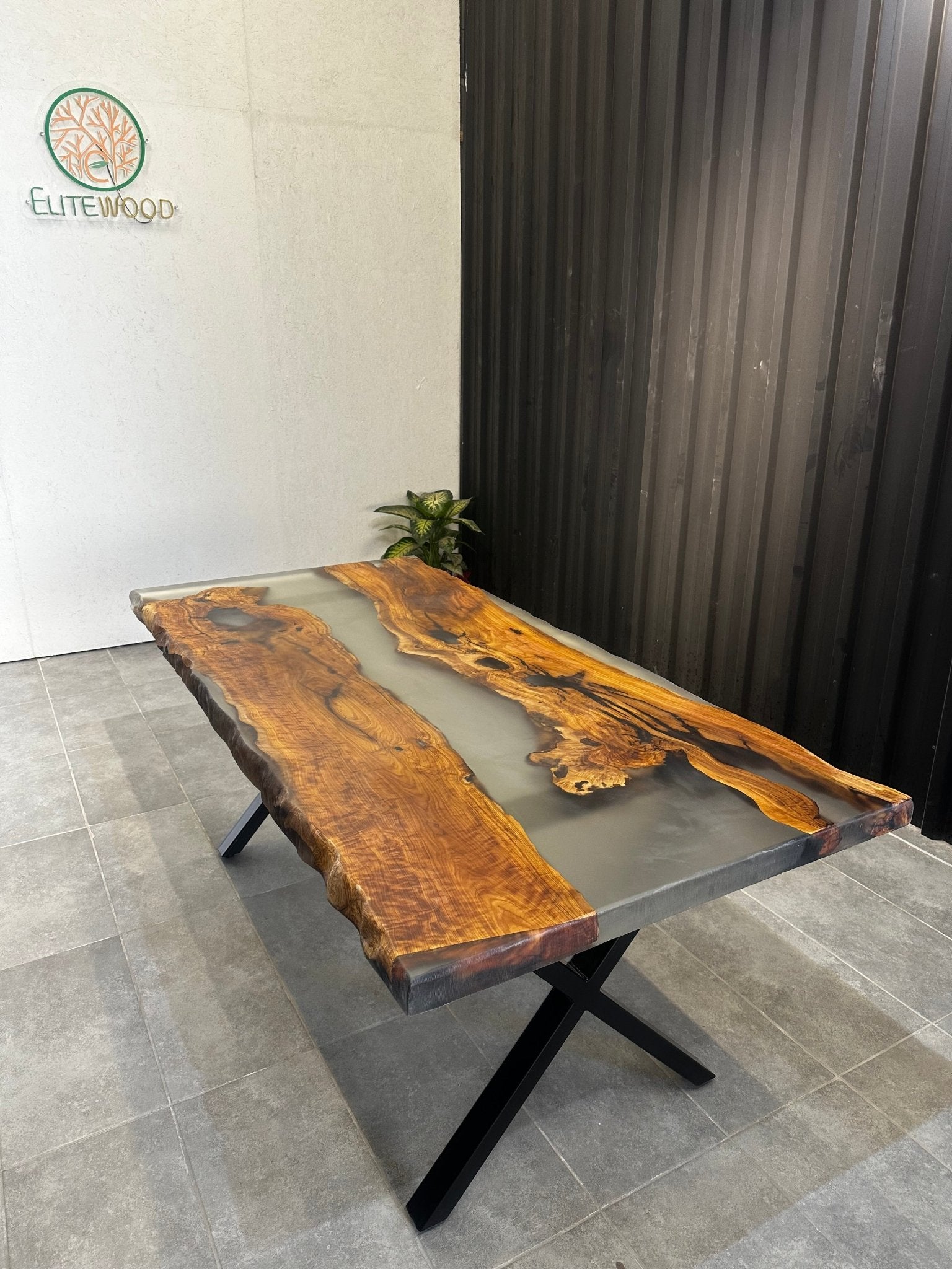Epoxy resin dining table Olive 180x90 - River Table with a metal frame
