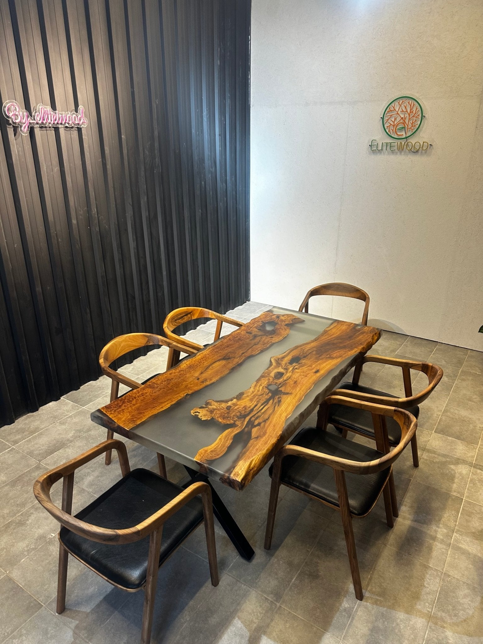 Epoxy resin dining table Olive 180x90 - River Table with a metal frame