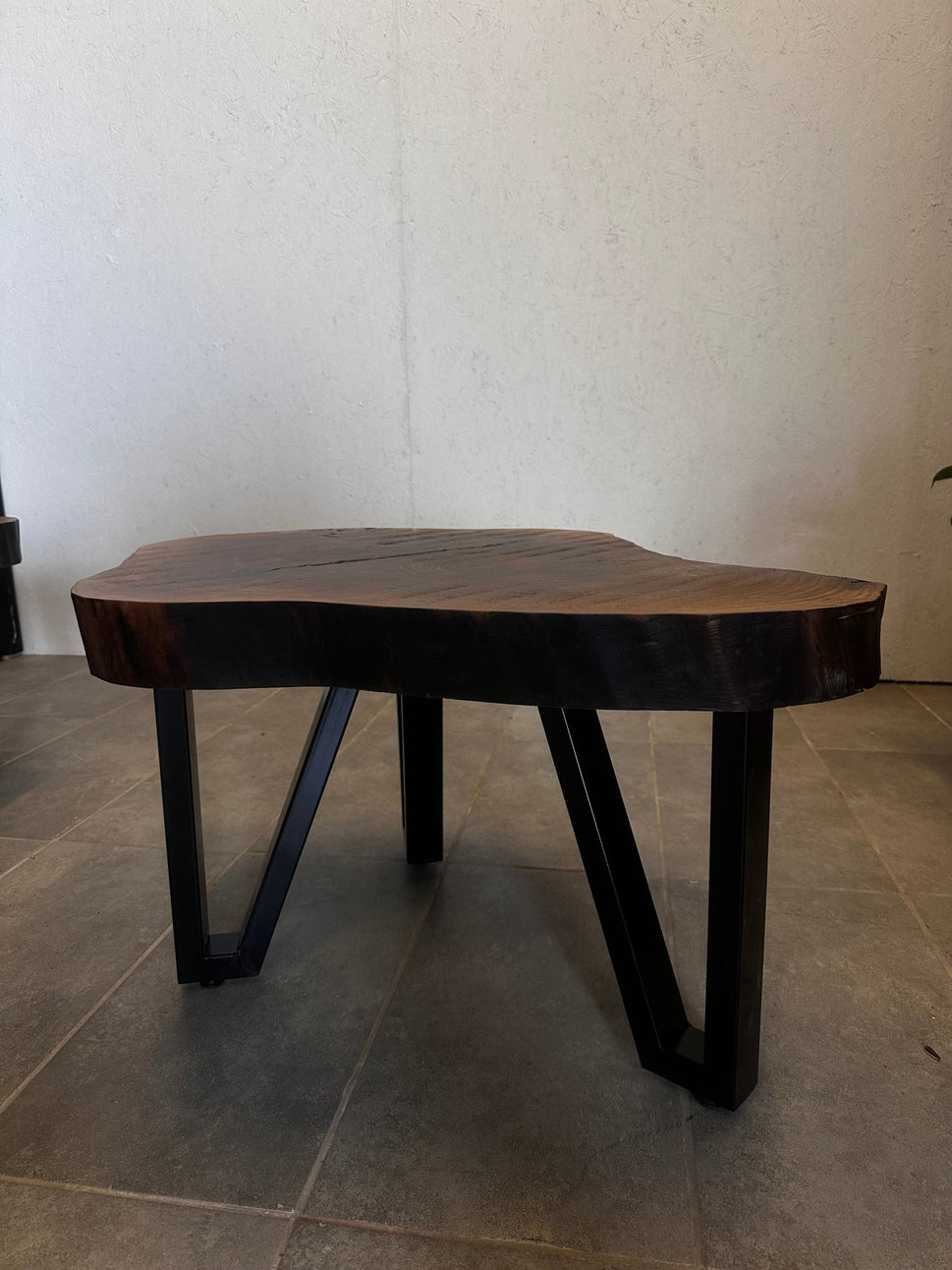 Live Edge Coffee Table – Handmade Walnut Wood Table