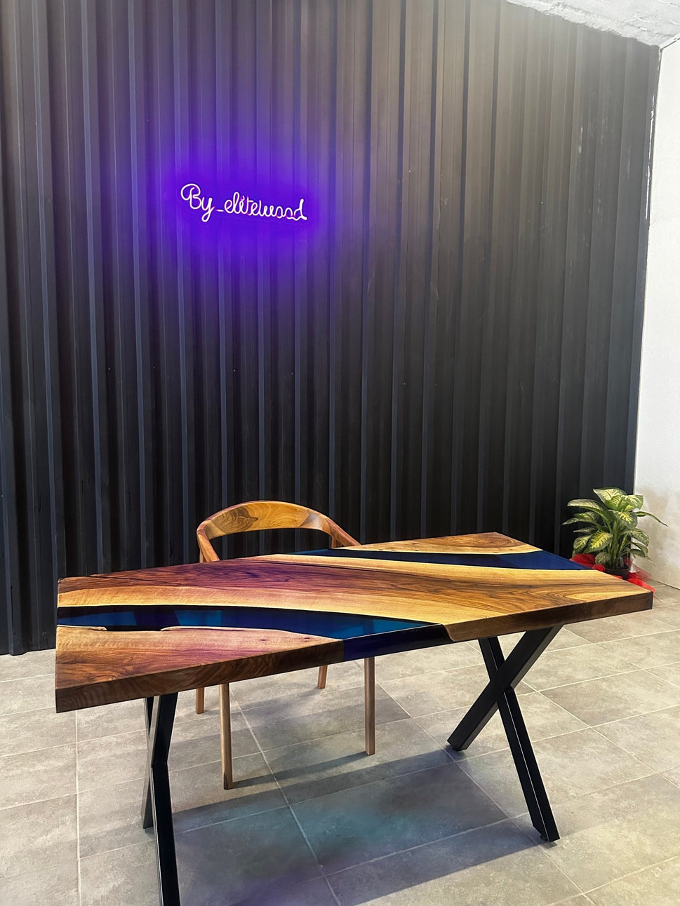 Live edge dining table epoxy resin walnut - 150x70 cm river table with blue resin