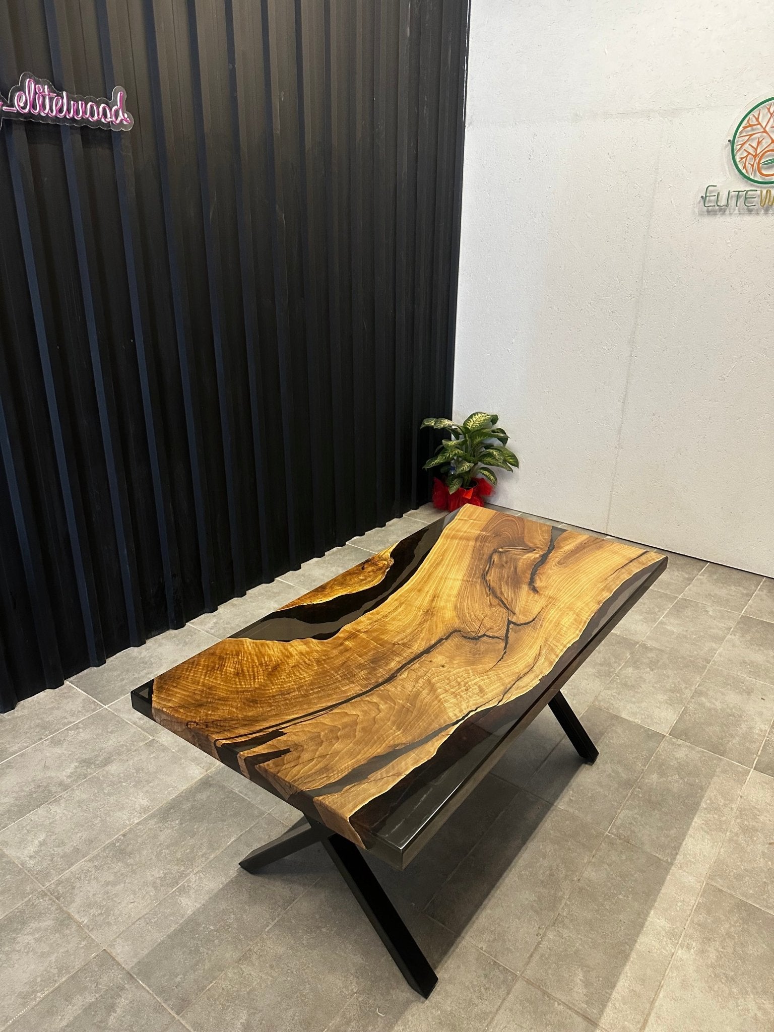 Live edge dining table epoxy resin walnut 160x80 - solid wood table with black resin
