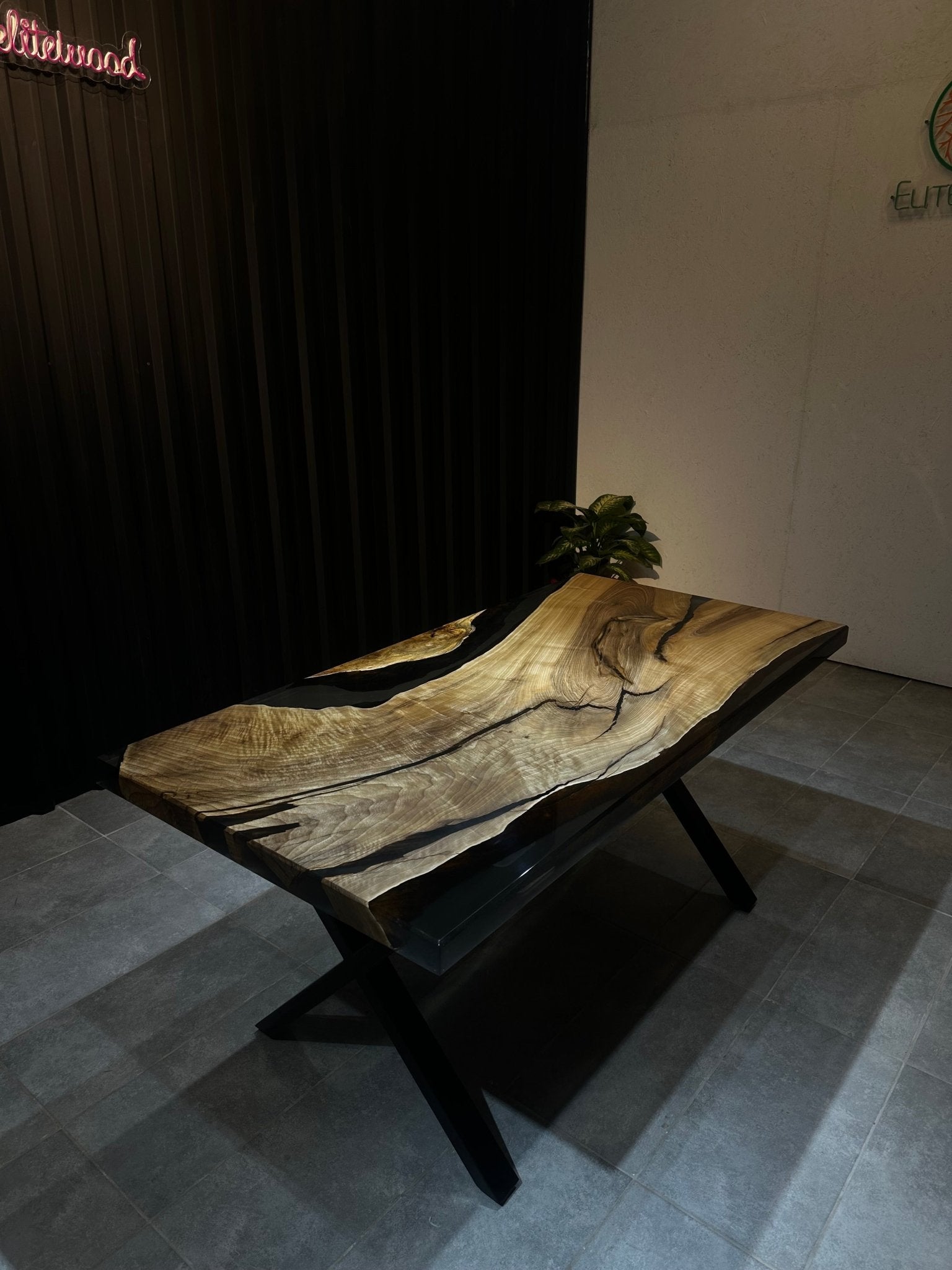 Live edge dining table epoxy resin walnut 160x80 - solid wood table with black resin