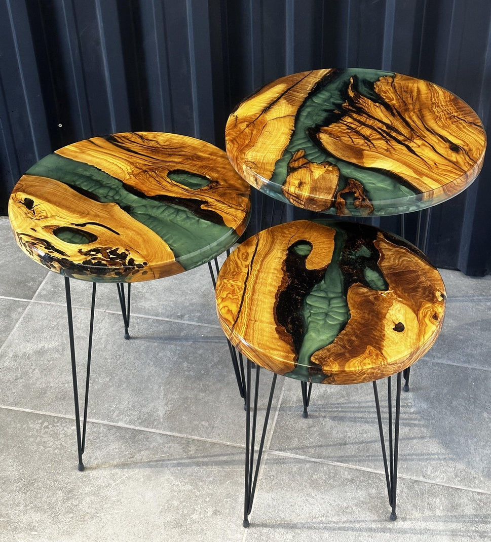 Side table olive wood green-resin table in a set of 3 with hairpin legs