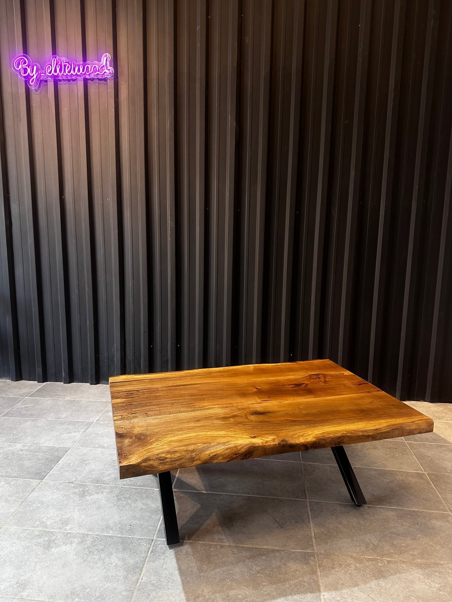 Walnut Live Edge Coffee Table 120x80 – Natural Luxury Furniture