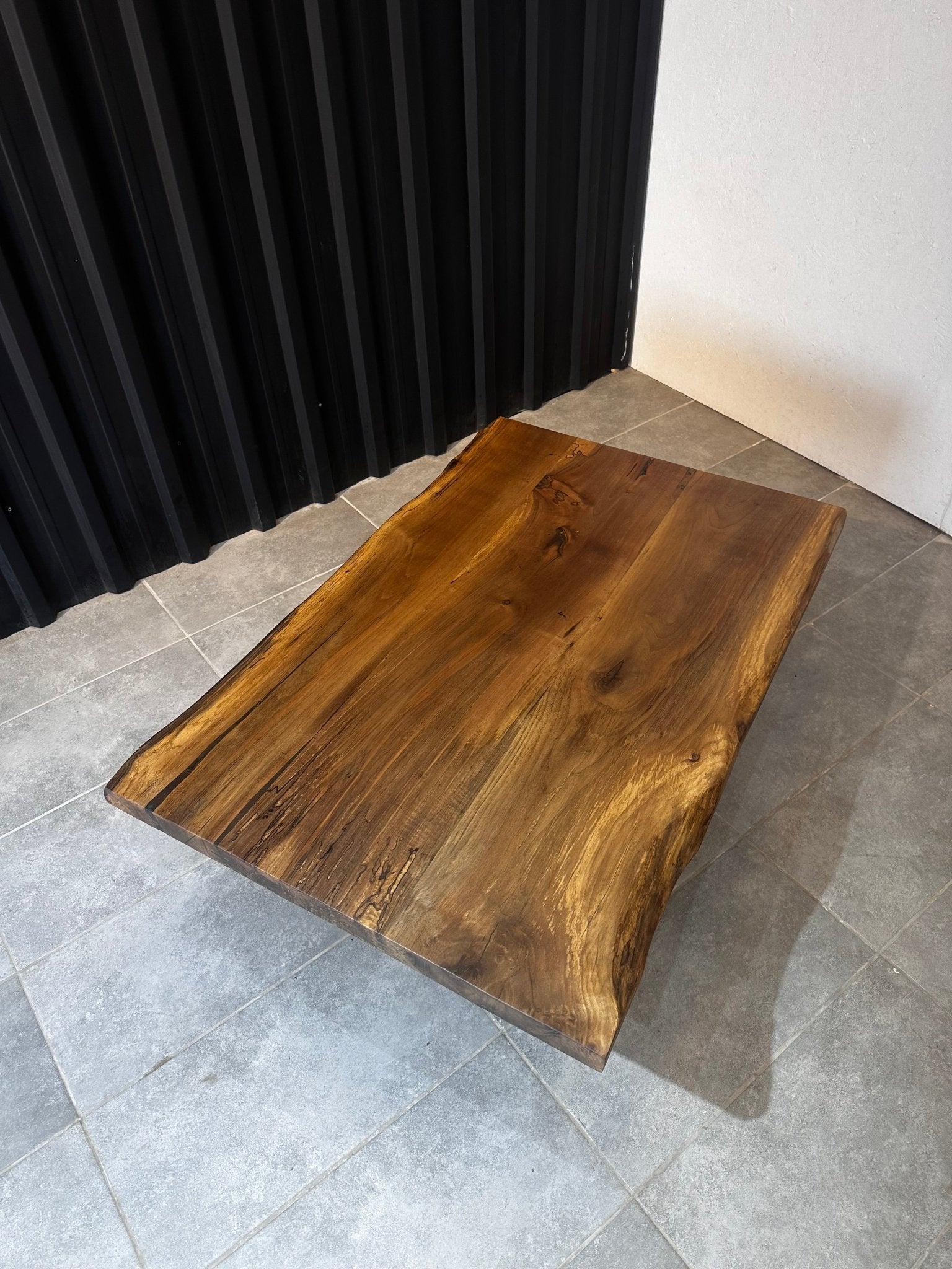 Walnut Live Edge Coffee Table 120x80 – Natural Luxury Furniture