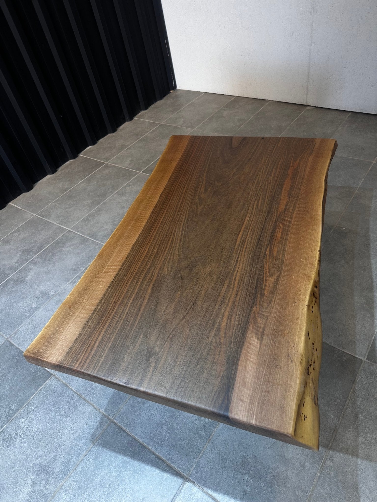 Walnut Live Edge Coffee Table – Handcrafted Solid Wood Table
